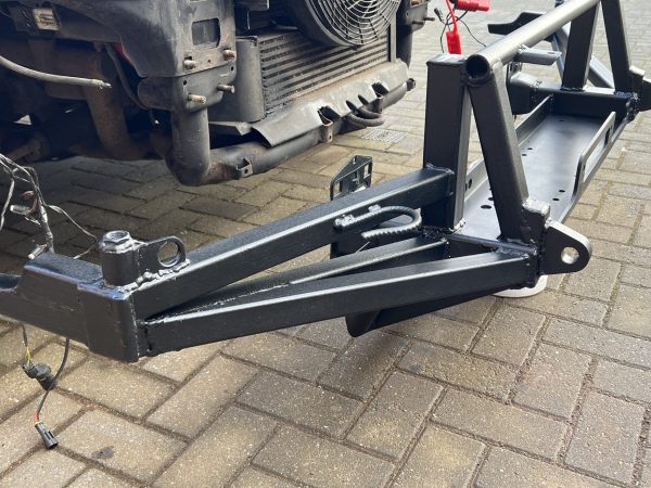 Winch Bumper for L322 02 - 05 - Image 3